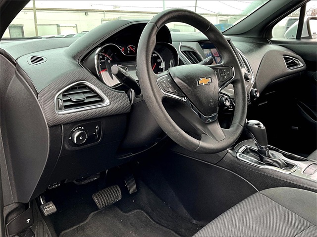 2017 Chevrolet Cruze LT - Photo 8