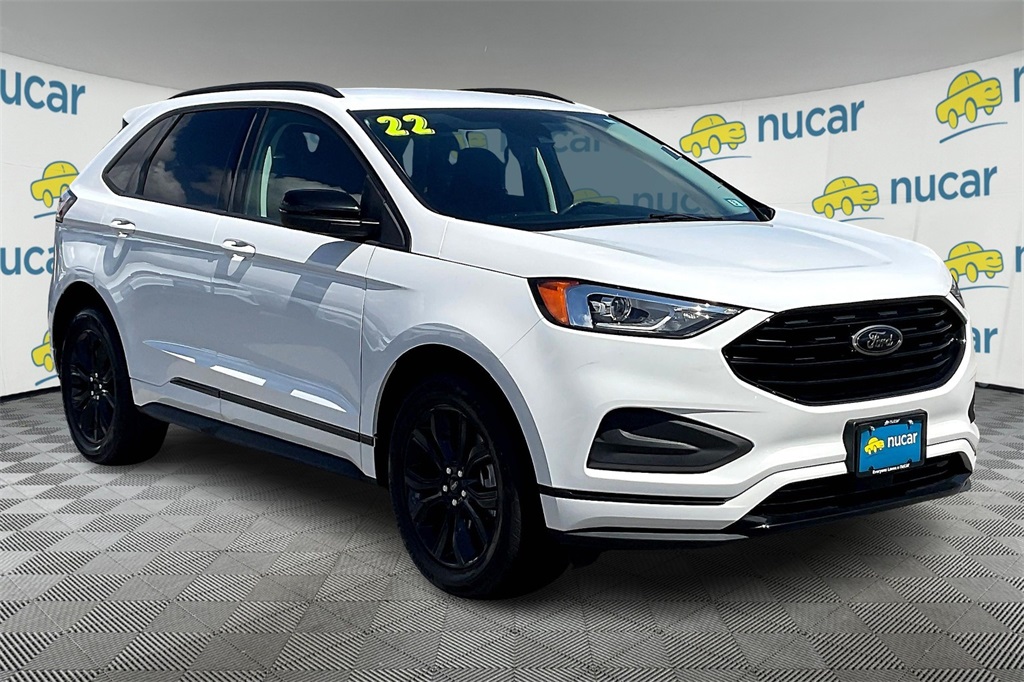 2022 Ford Edge SE