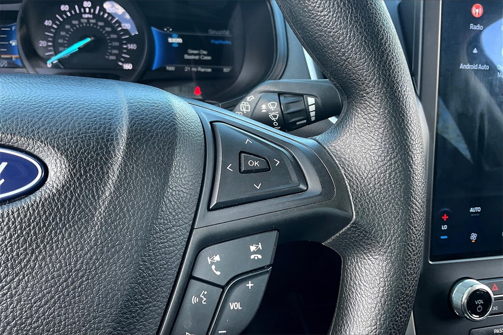 2022 Ford Edge SE - Photo 22