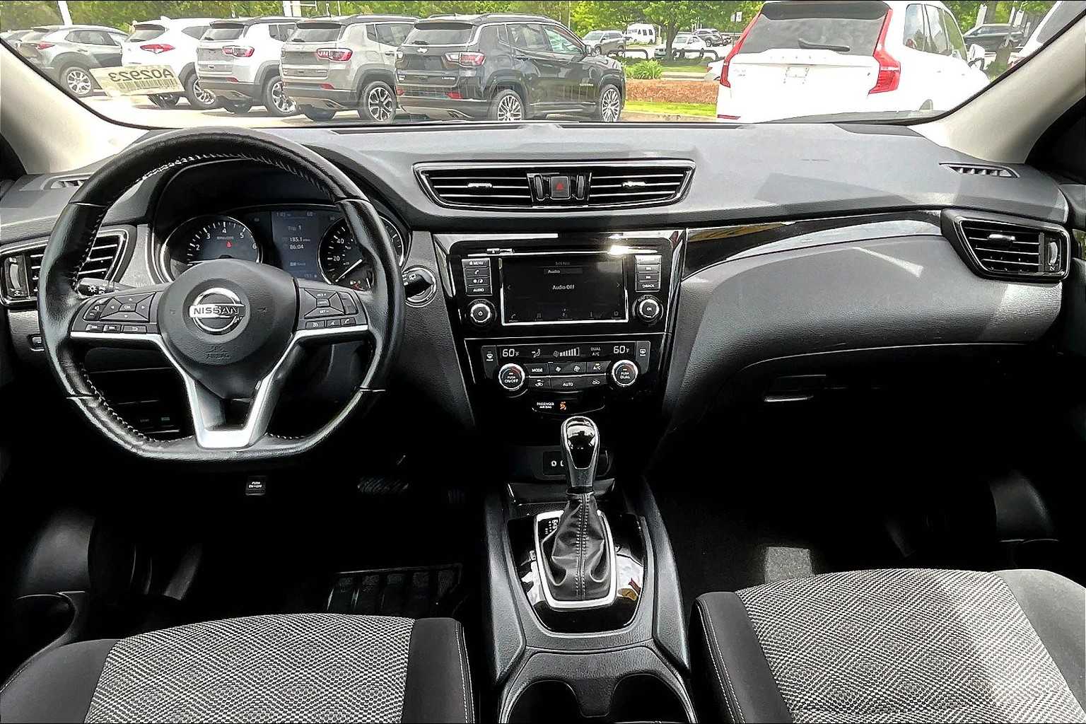 2021 Nissan Rogue Sport SV - Photo 21