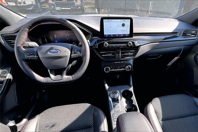 2025 Ford Escape ST-Line - Photo 6