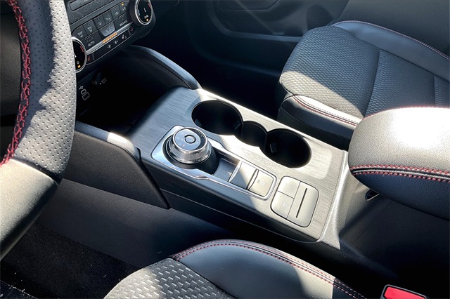 2025 Ford Escape ST-Line - Photo 9