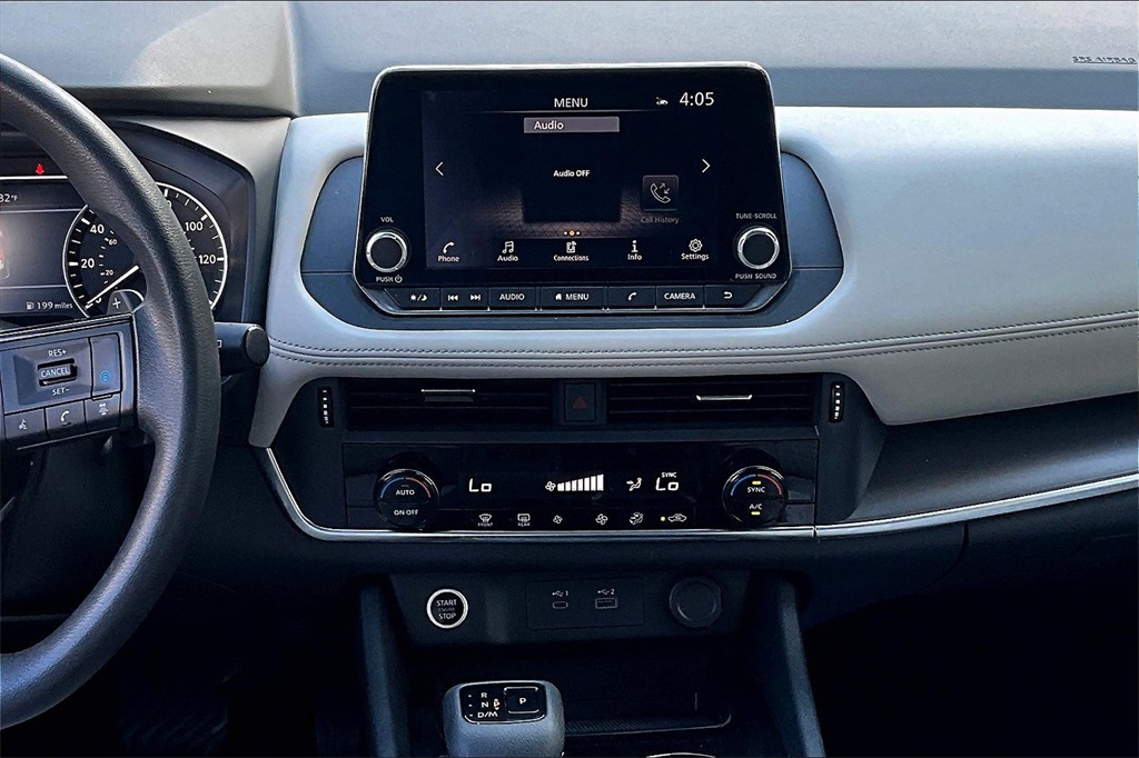 2023 Nissan Rogue SV - Photo 18