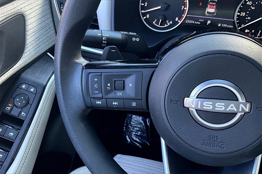 2023 Nissan Rogue SV - Photo 23