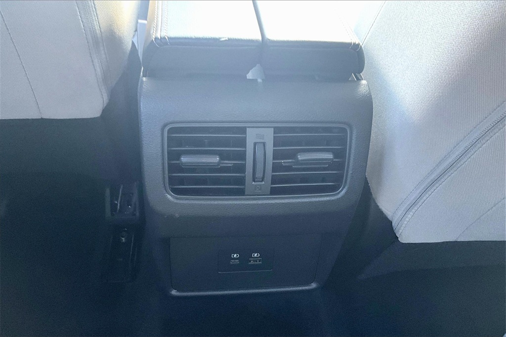 2023 Nissan Rogue SV - Photo 28