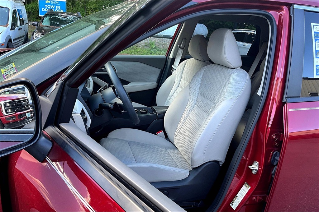 2023 Nissan Rogue SV - Photo 10