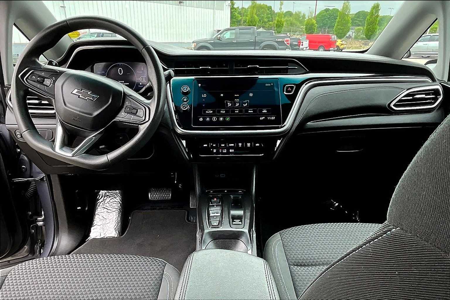 2023 Chevrolet Bolt EV 1LT - Photo 21
