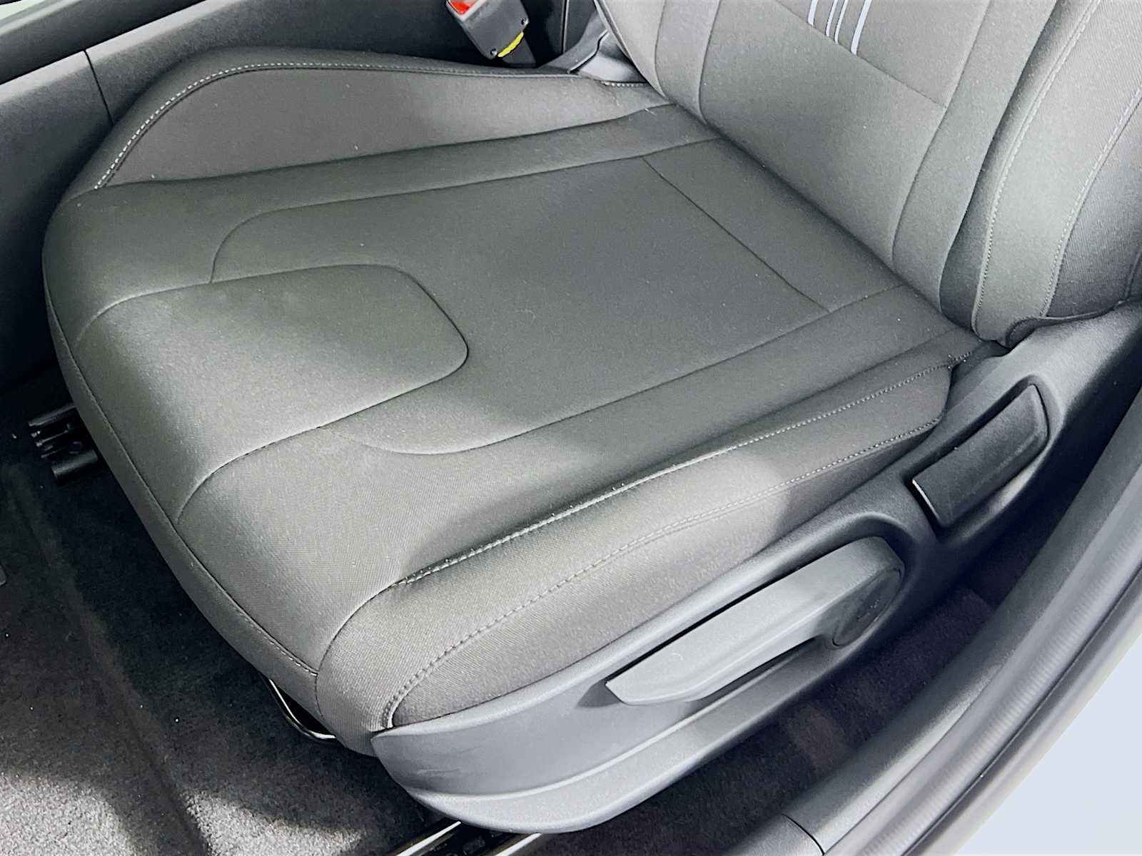 2025 Hyundai Elantra Hybrid SEL Sport - Photo 17