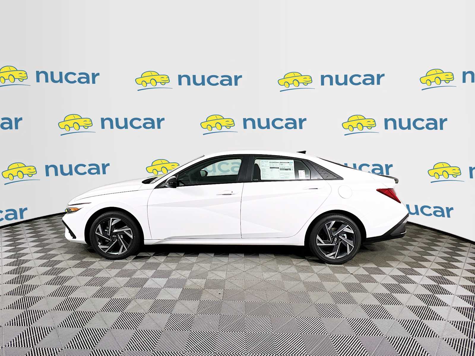 2025 Hyundai Elantra Hybrid SEL Sport - Photo 3