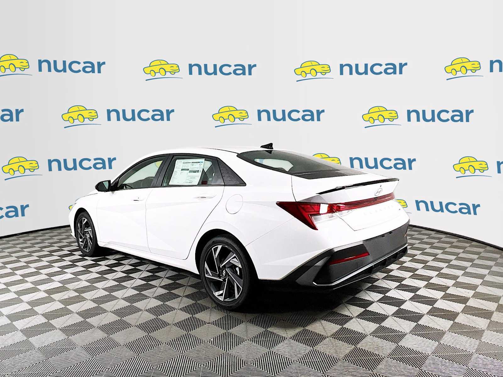 2025 Hyundai Elantra Hybrid SEL Sport - Photo 4