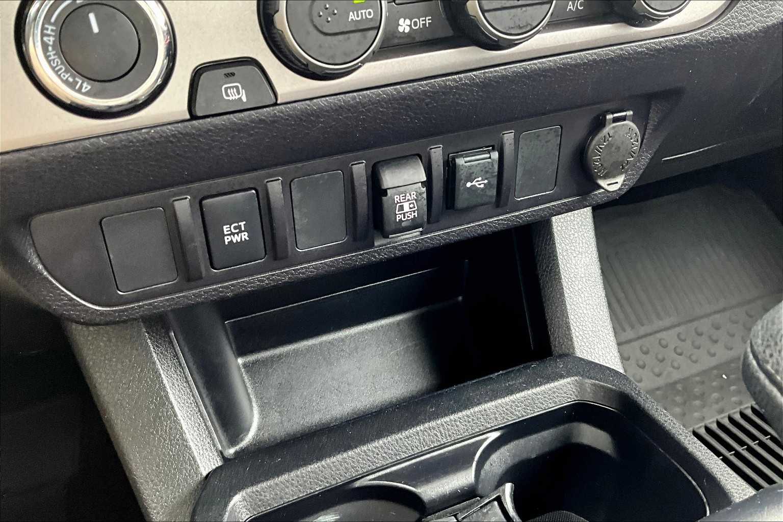 2023 Toyota Tacoma SR5 - Photo 27