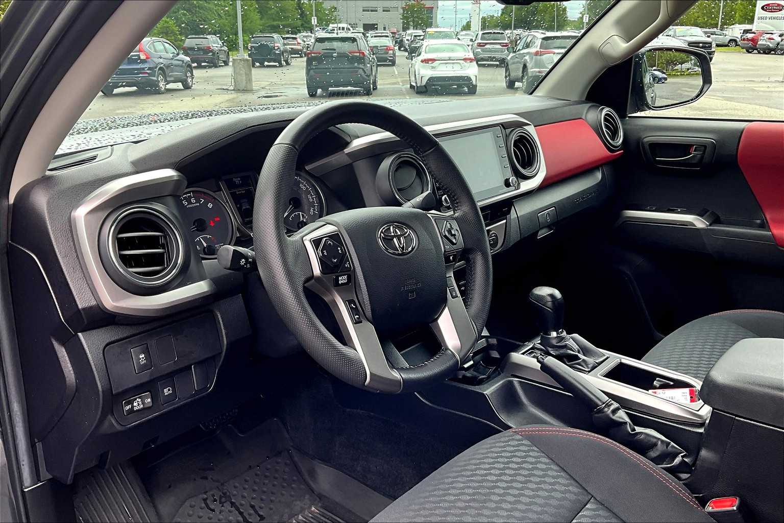 2023 Toyota Tacoma SR5 - Photo 8