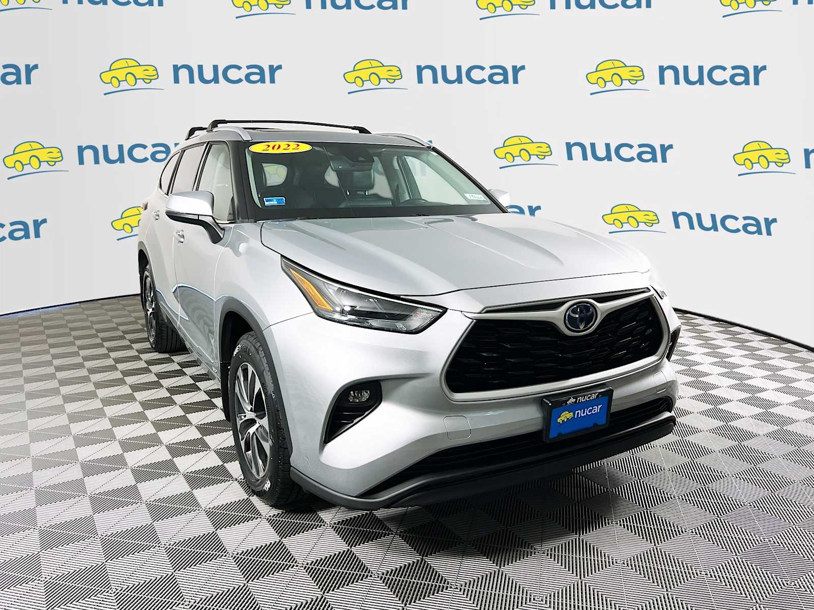2022 Toyota Highlander Hybrid XLE