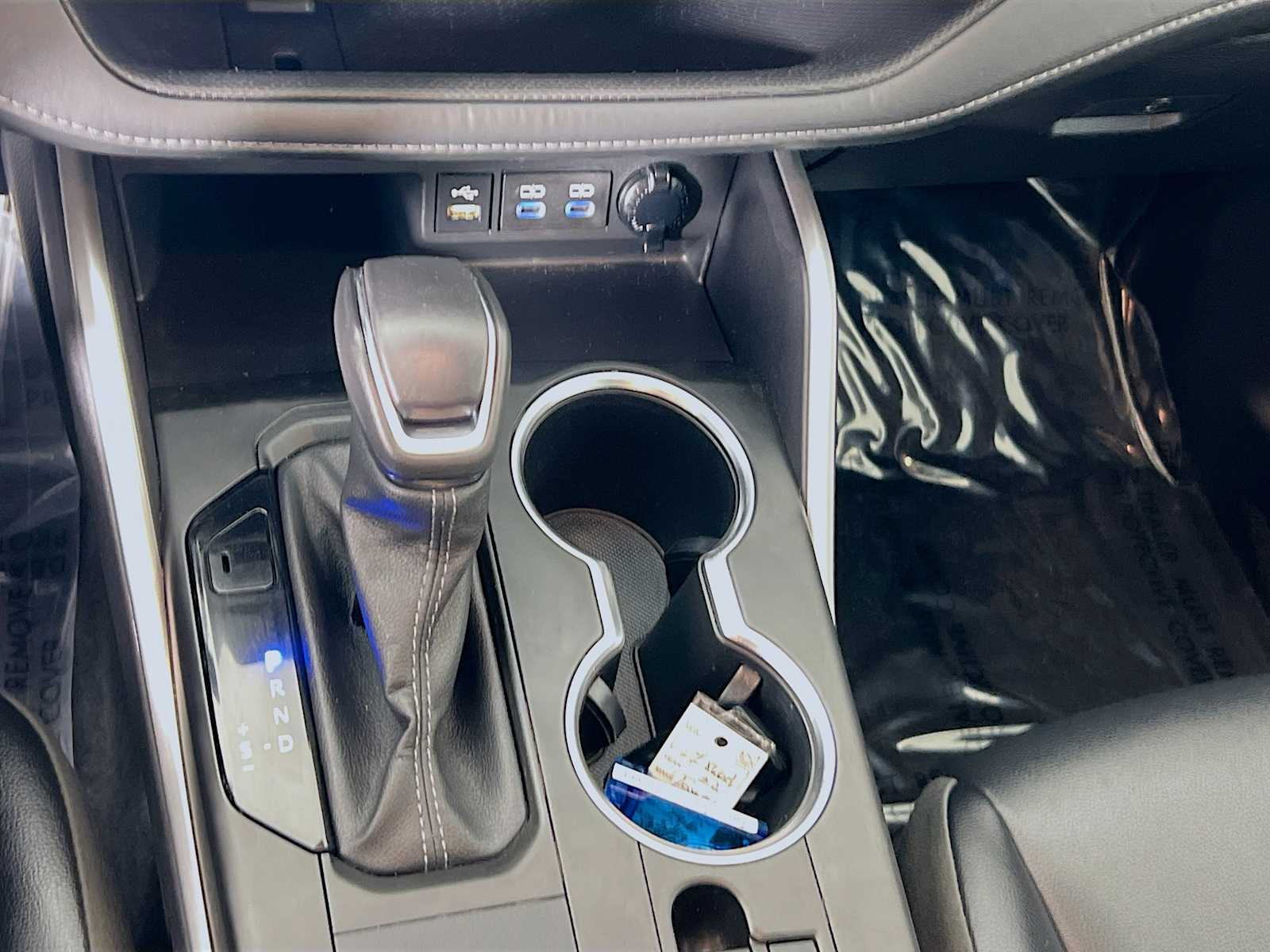 2022 Toyota Highlander Hybrid XLE - Photo 16