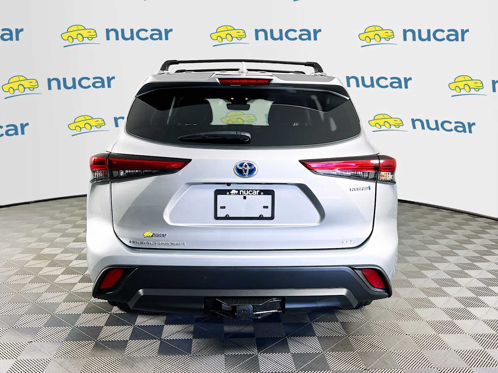 2022 Toyota Highlander Hybrid XLE - Photo 6