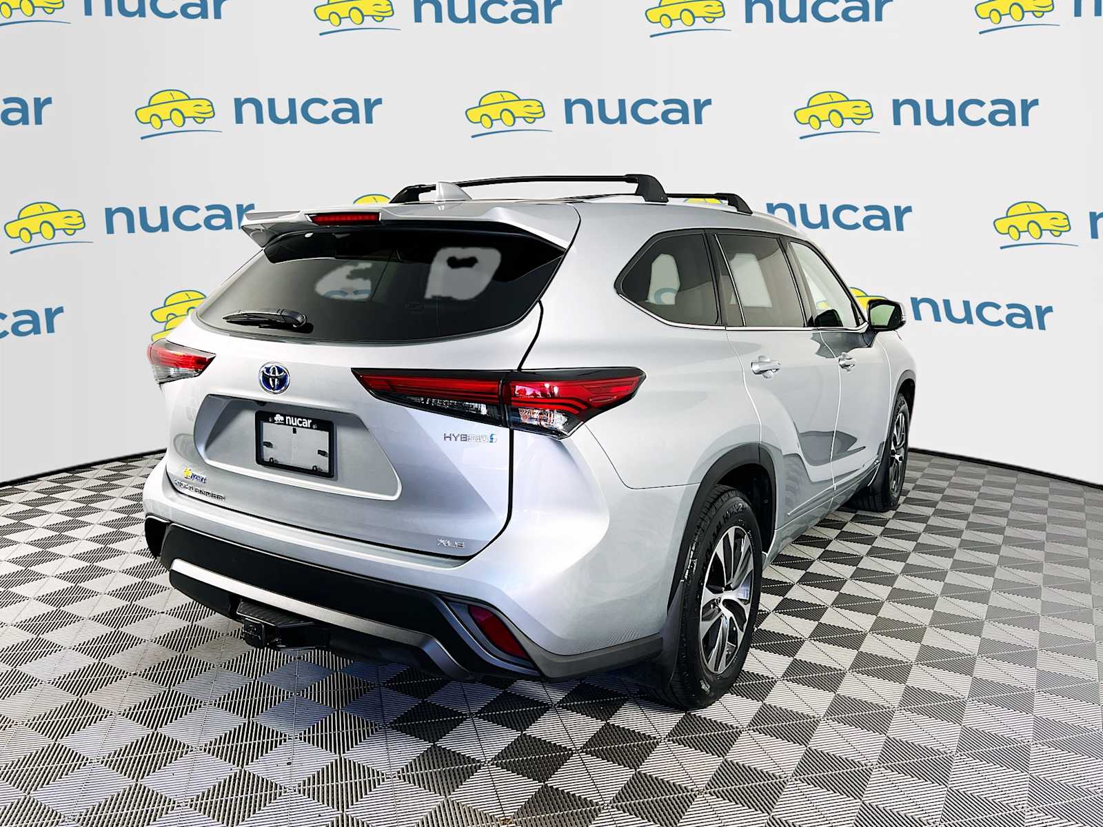 2022 Toyota Highlander Hybrid XLE - Photo 7