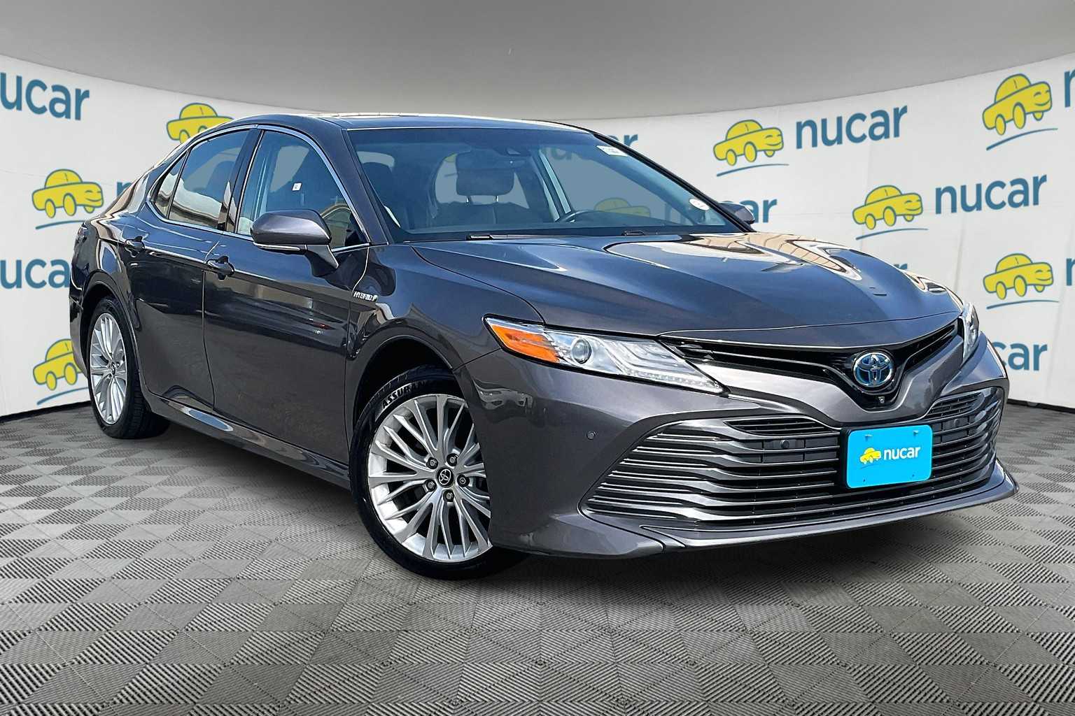 2018 Toyota Camry Hybrid XLE