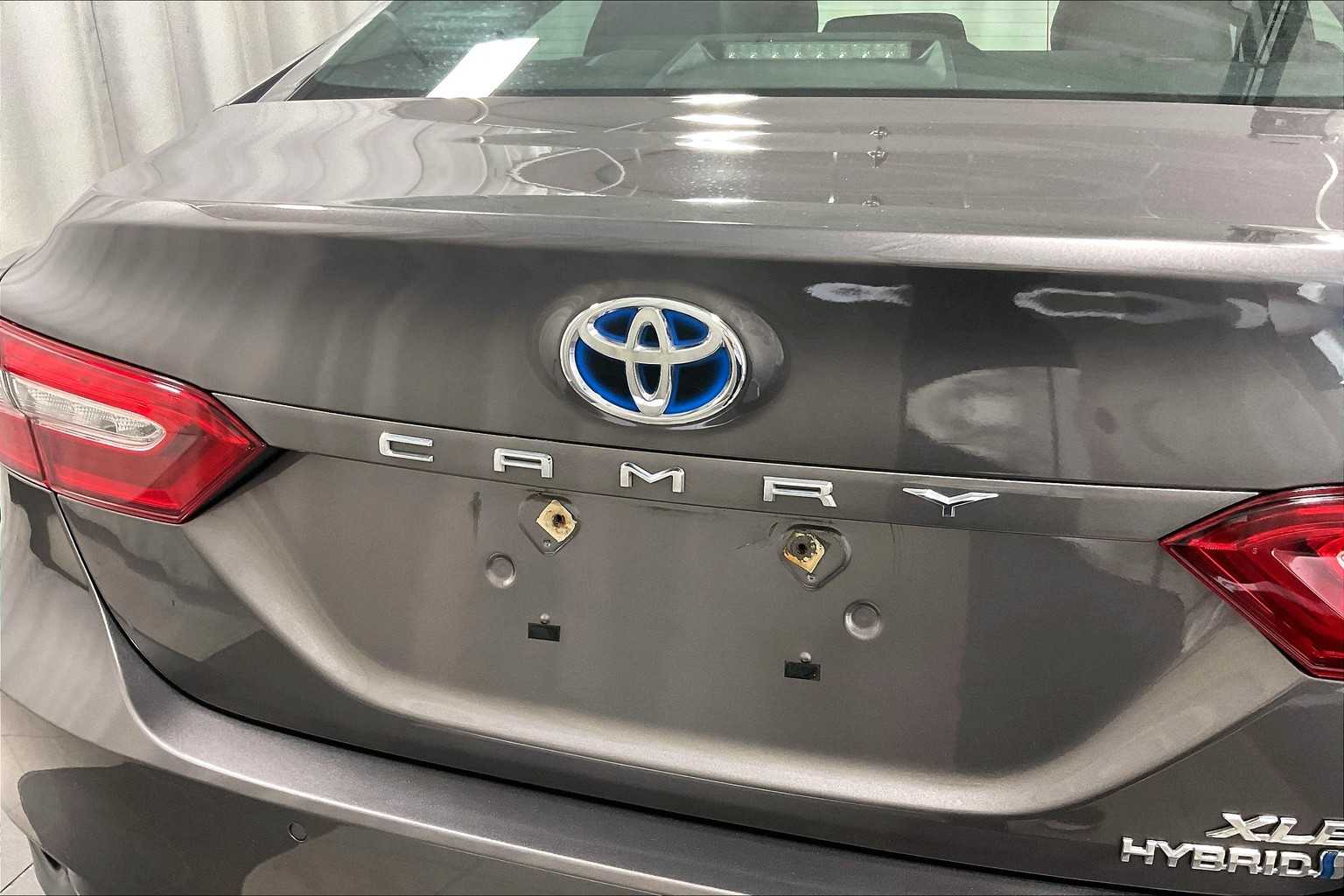 2018 Toyota Camry Hybrid XLE - Photo 29
