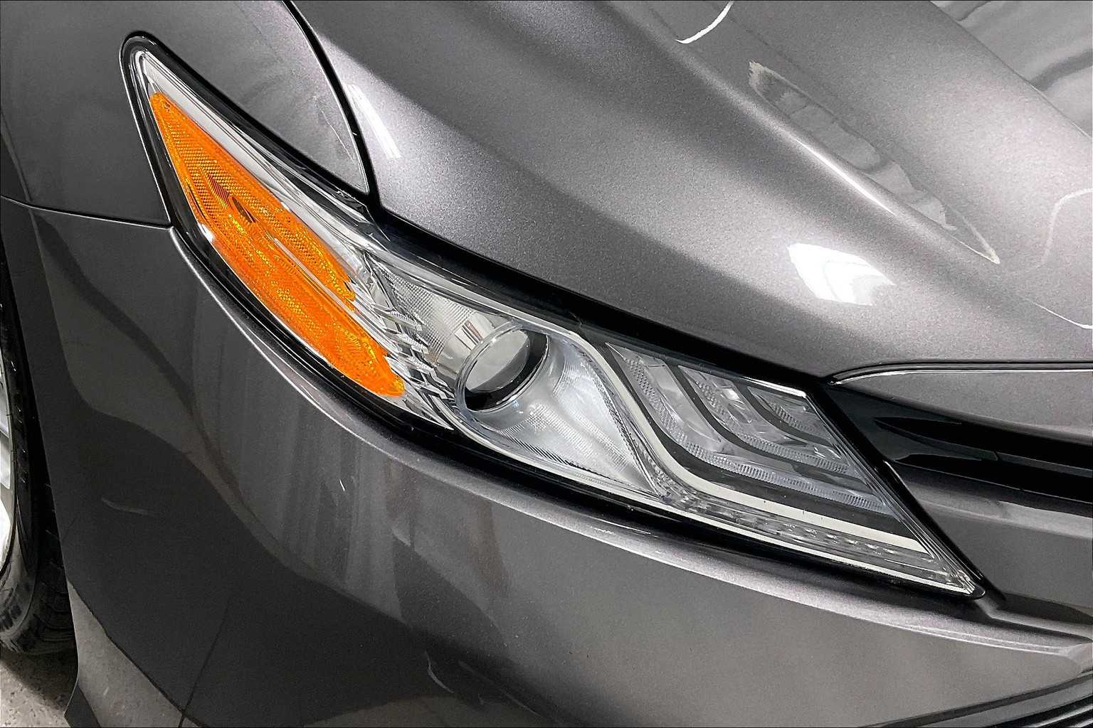 2018 Toyota Camry Hybrid XLE - Photo 33