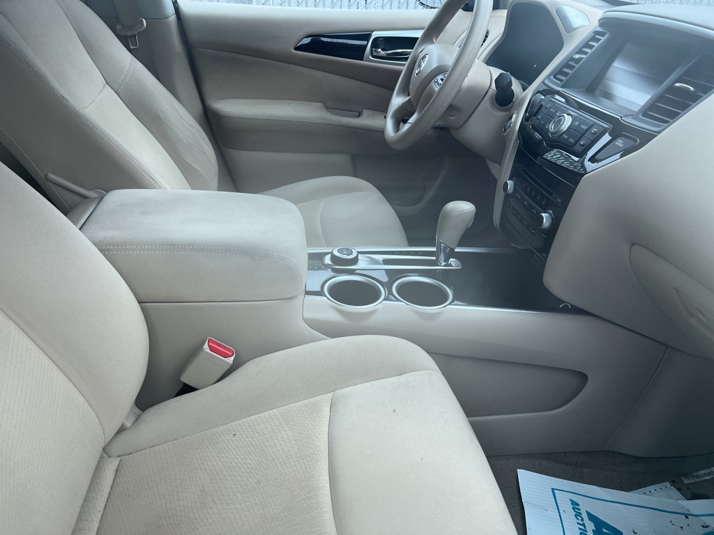 2013 Nissan Pathfinder S - Photo 9