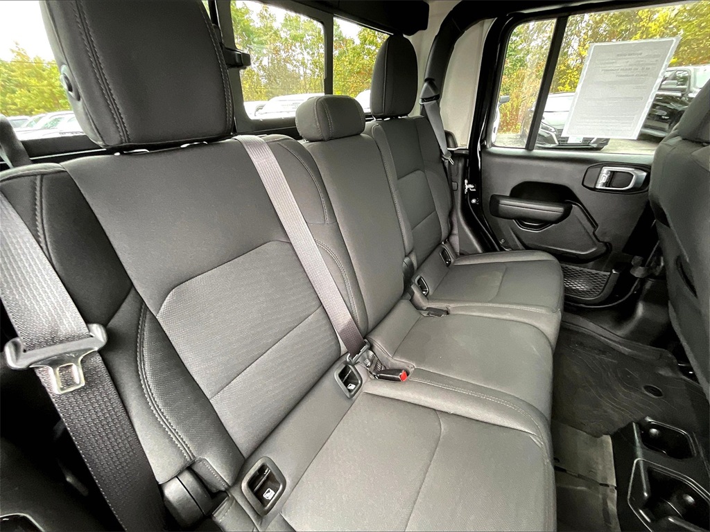 2022 Jeep Gladiator Sport - Photo 15