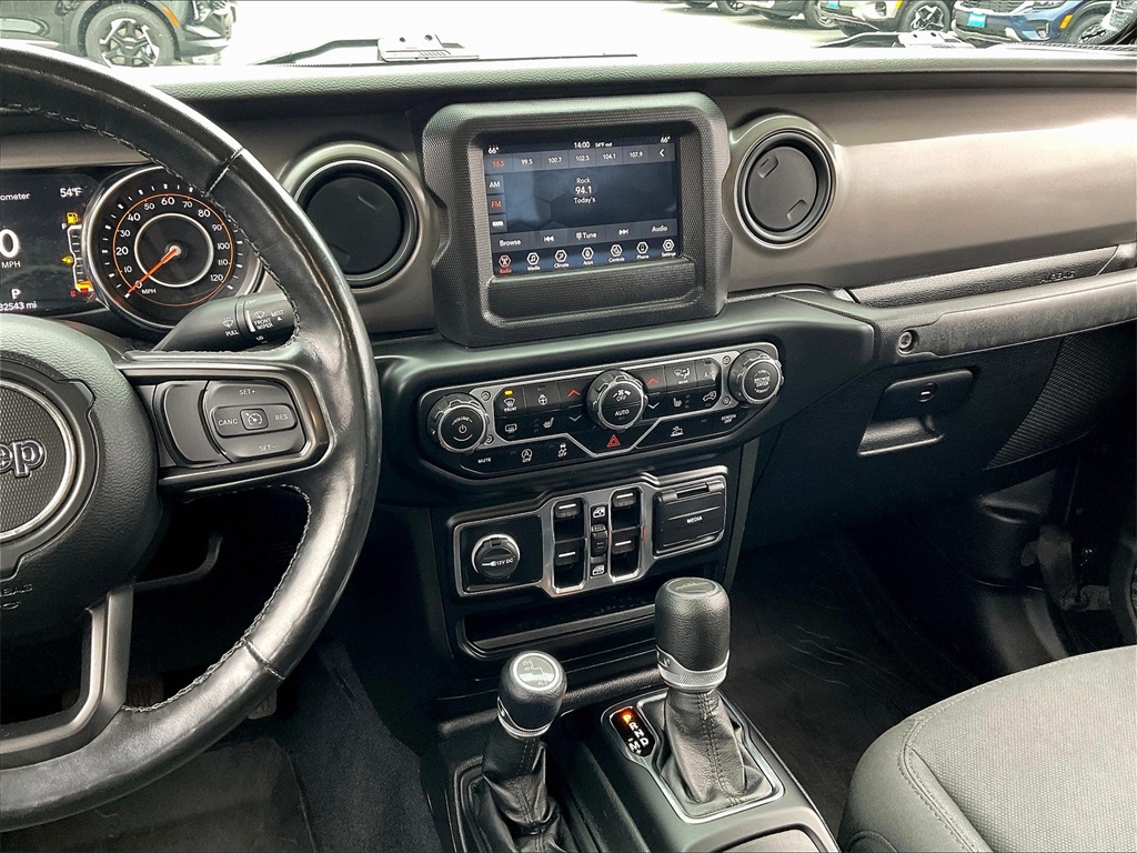 2022 Jeep Gladiator Sport - Photo 17
