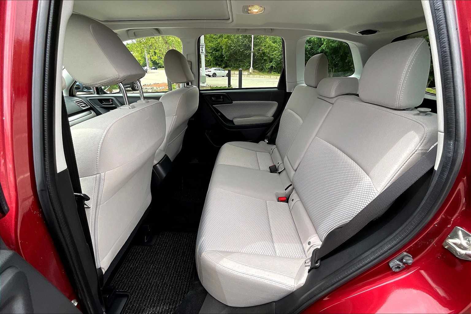 2017 Subaru Forester Premium - Photo 15