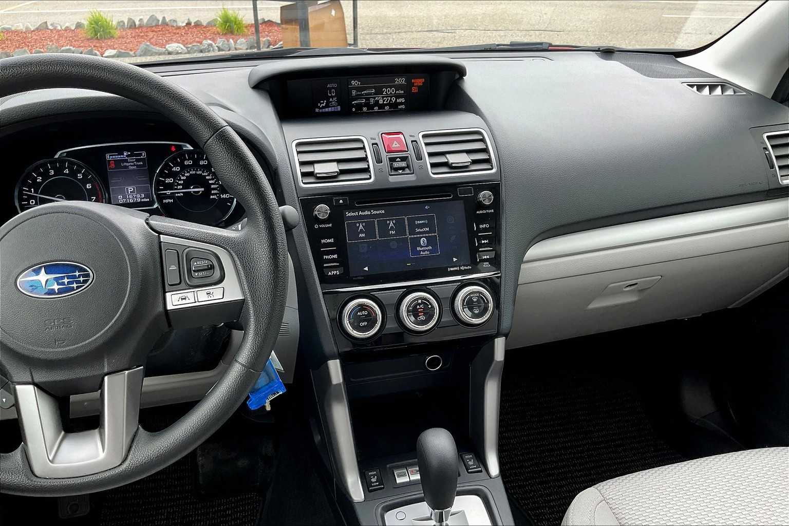 2017 Subaru Forester Premium - Photo 18
