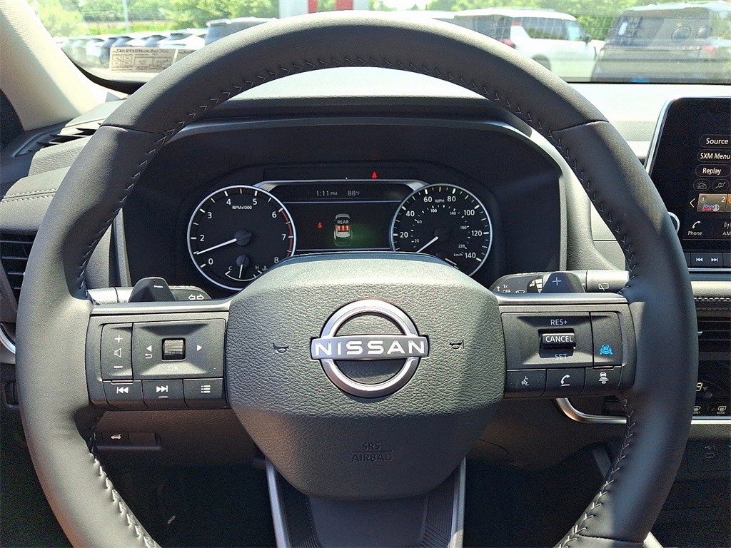 2025 Nissan Rogue SV - Photo 14