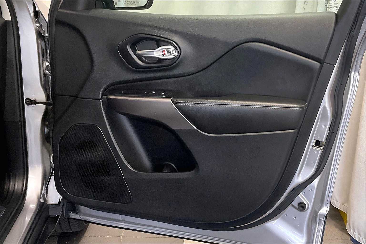 2019 Jeep Cherokee Limited - Photo 12