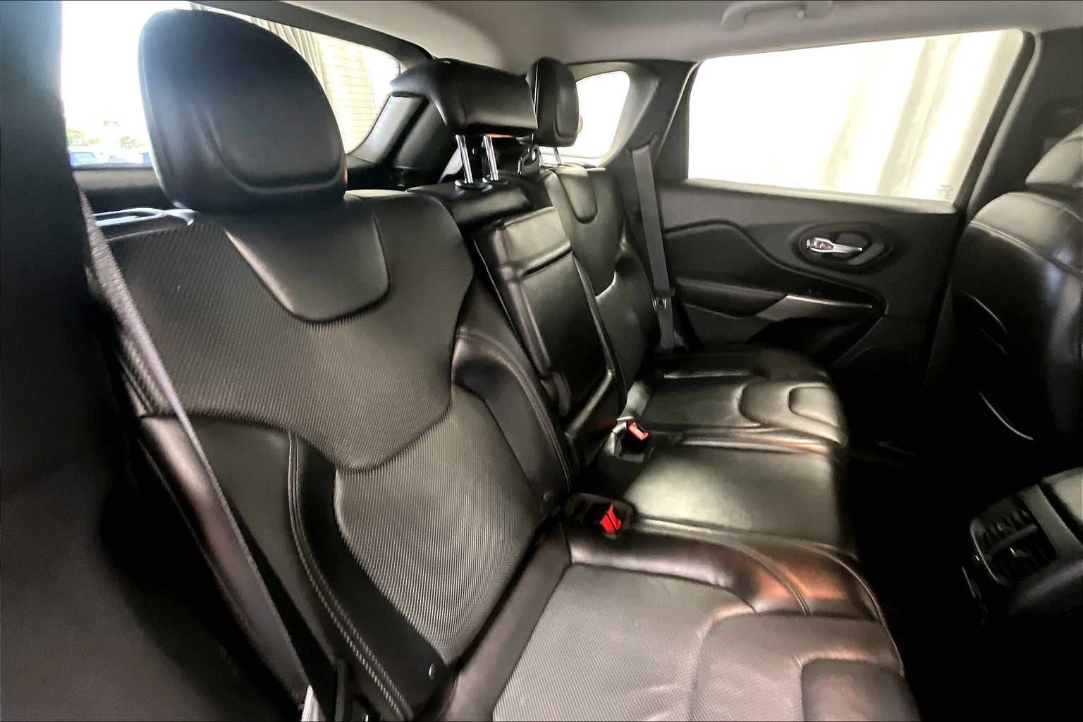 2019 Jeep Cherokee Limited - Photo 16