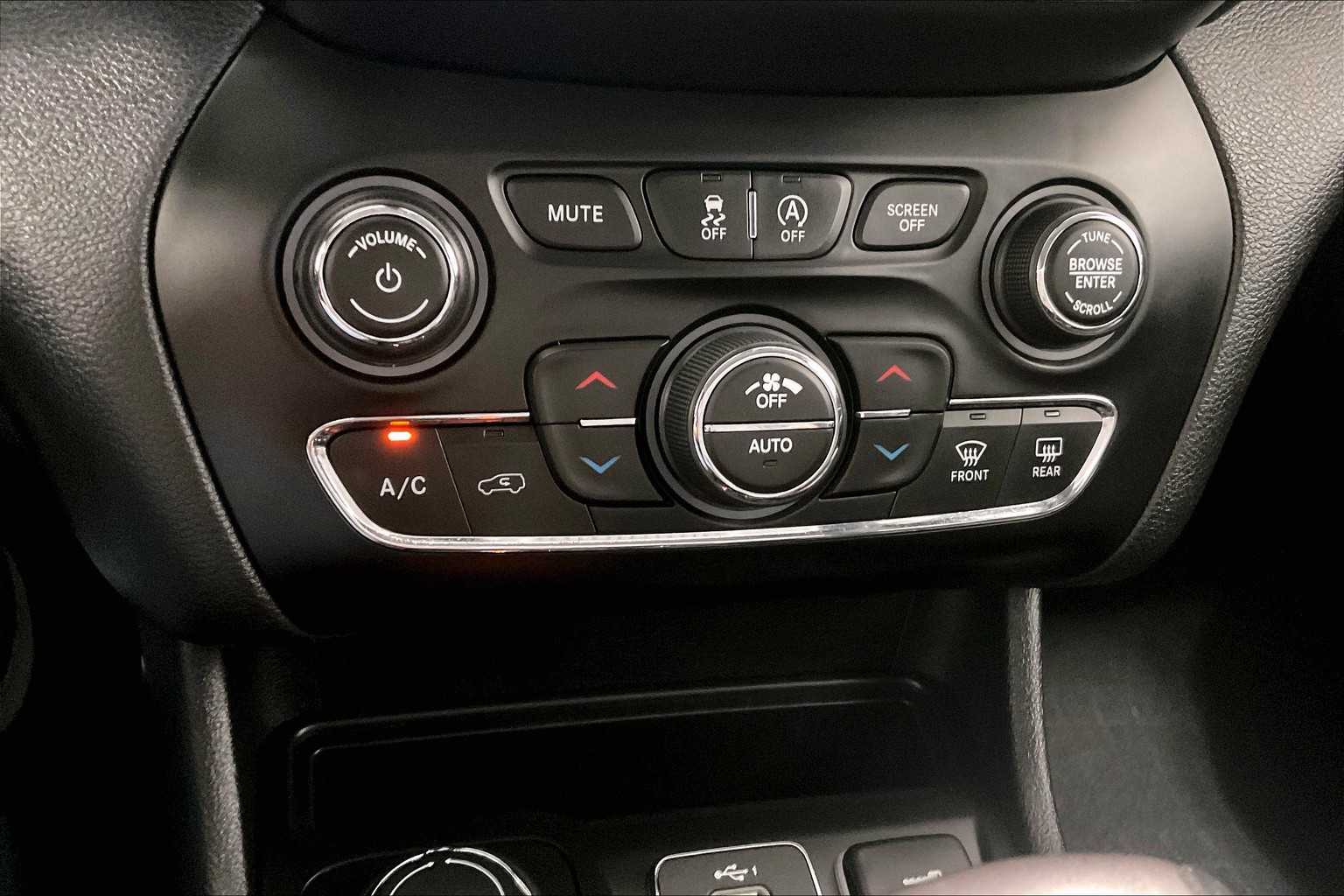 2019 Jeep Cherokee Limited - Photo 25