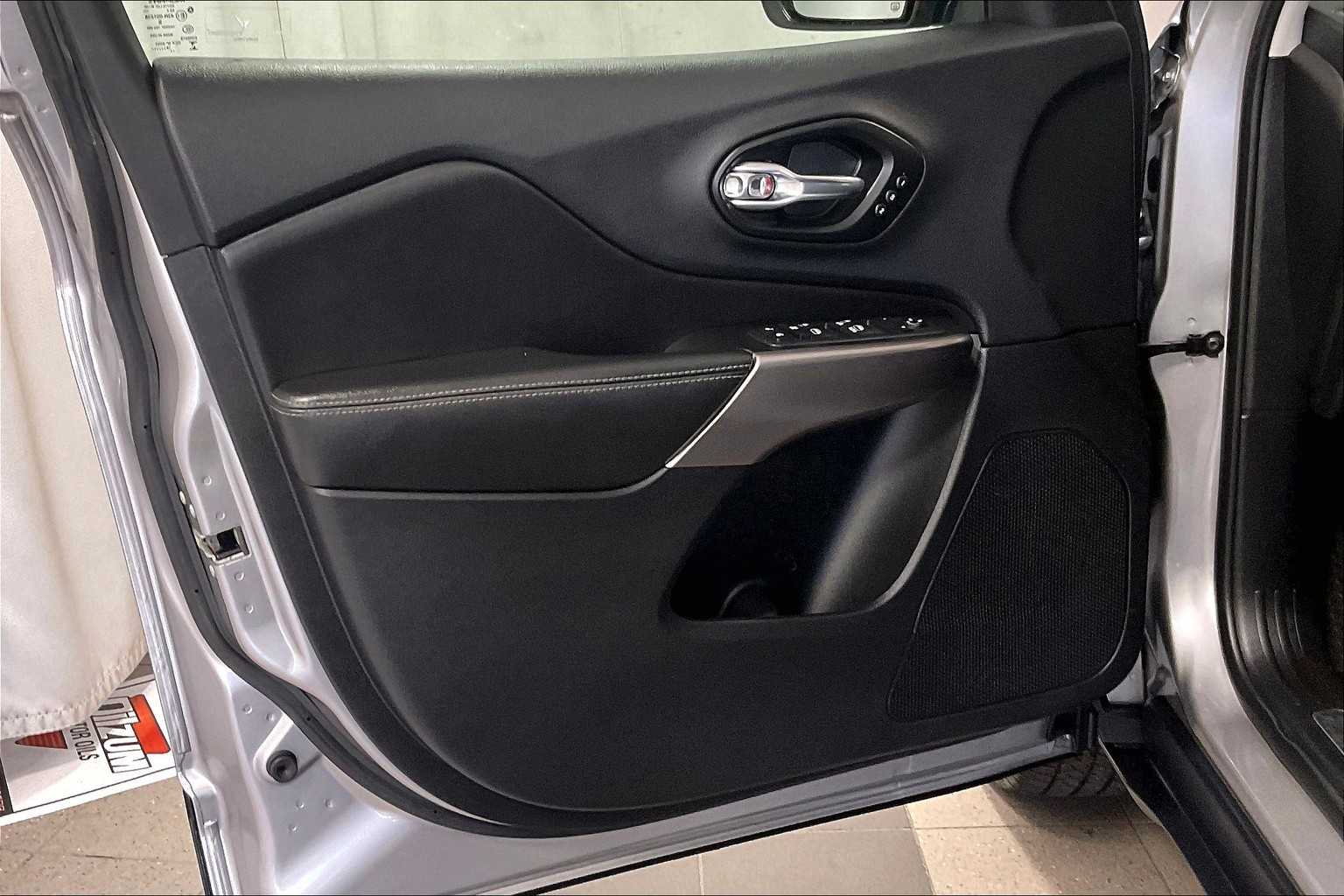 2019 Jeep Cherokee Limited - Photo 9