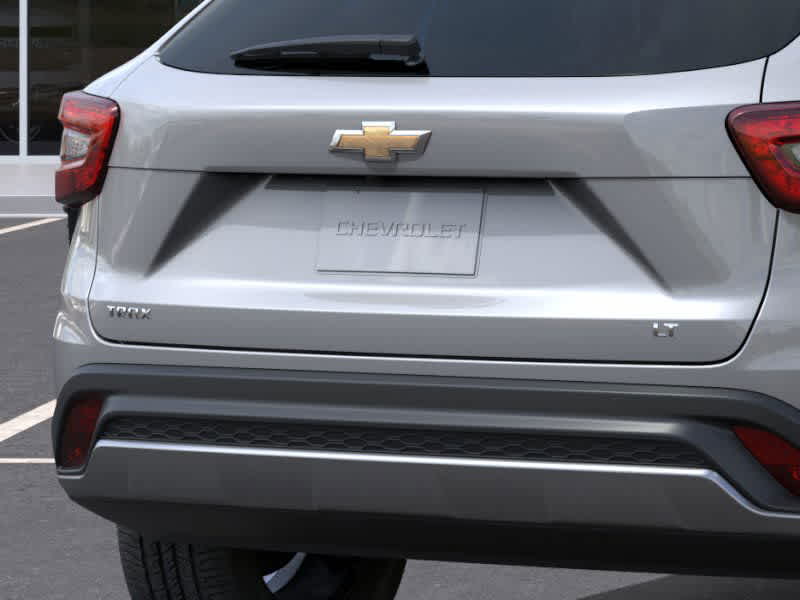 2025 Chevrolet Trax LT - Photo 14