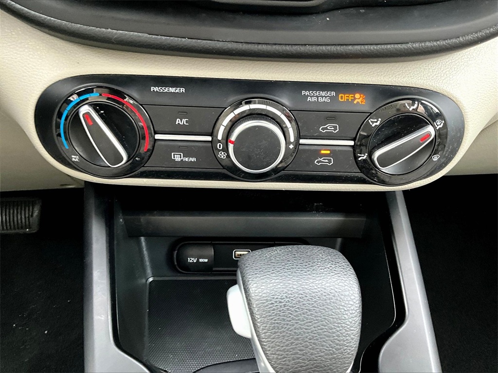 2023 Kia Soul LX - Photo 26