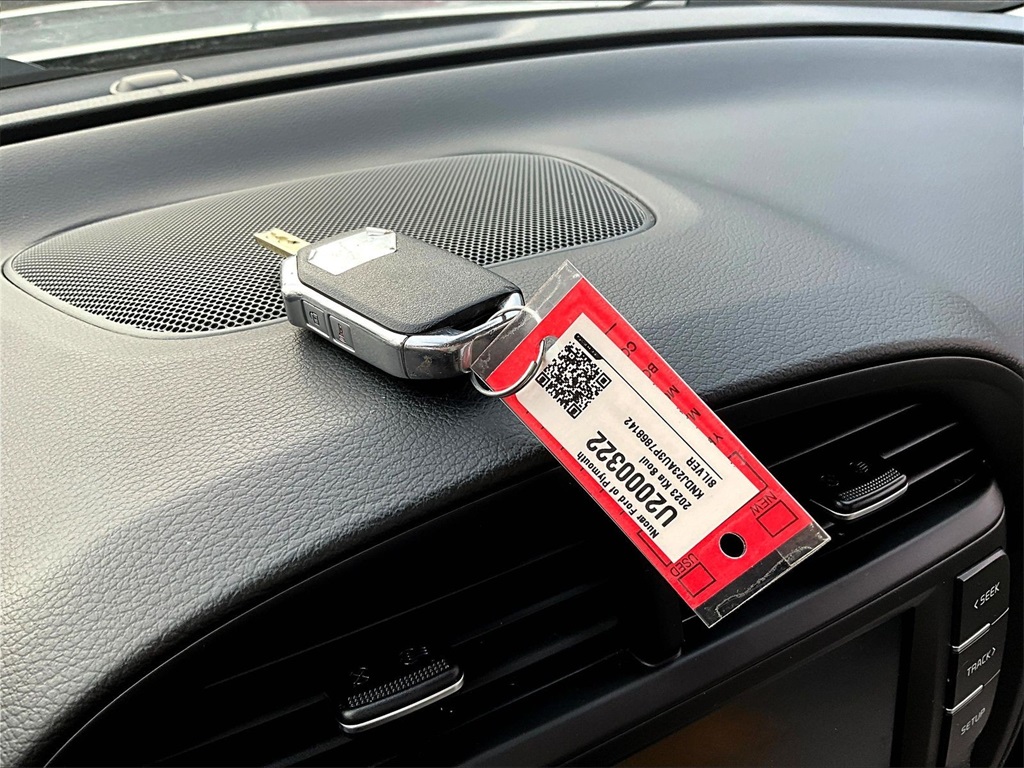 2023 Kia Soul LX - Photo 30