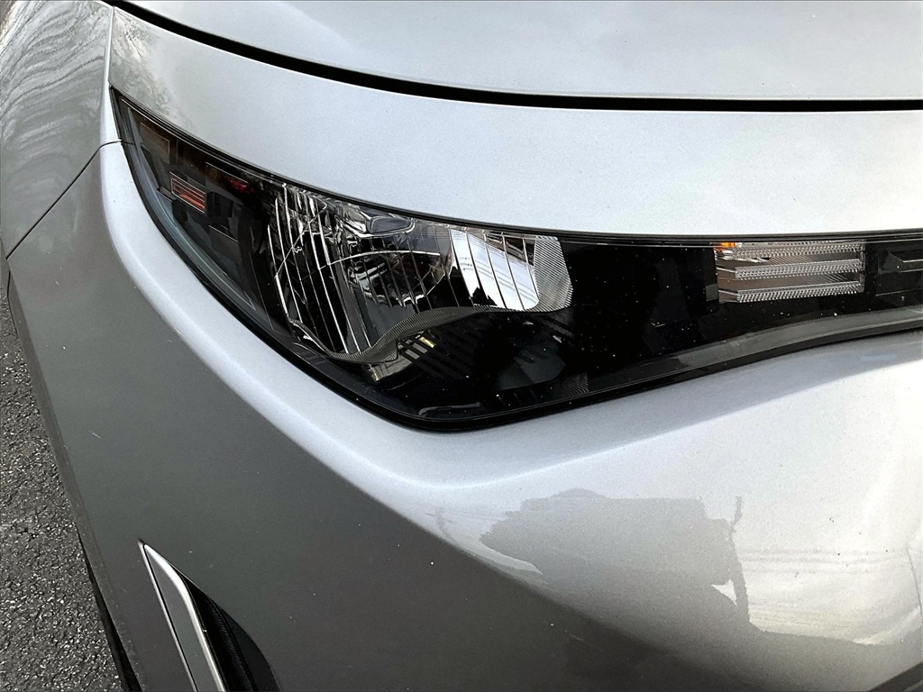 2023 Kia Soul LX - Photo 32