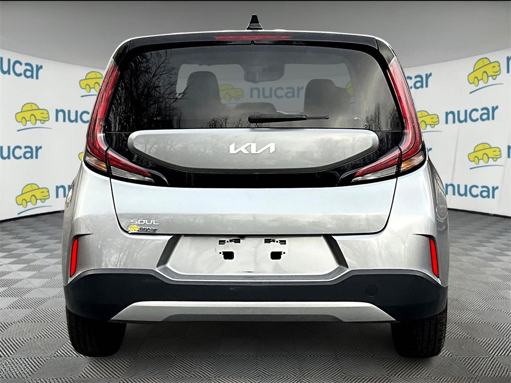 2023 Kia Soul LX - Photo 5