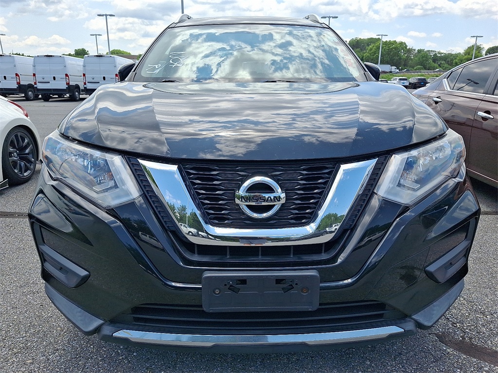 2017 Nissan Rogue SV - Photo 2