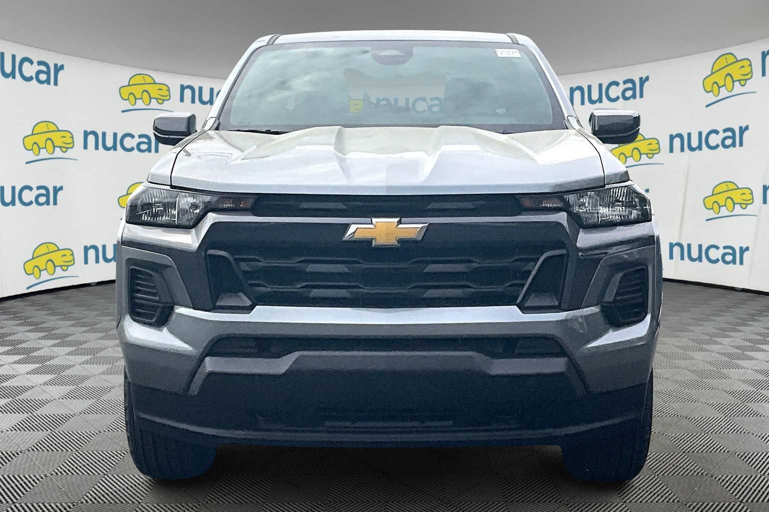2025 Chevrolet Colorado 4WD LT - Photo 3