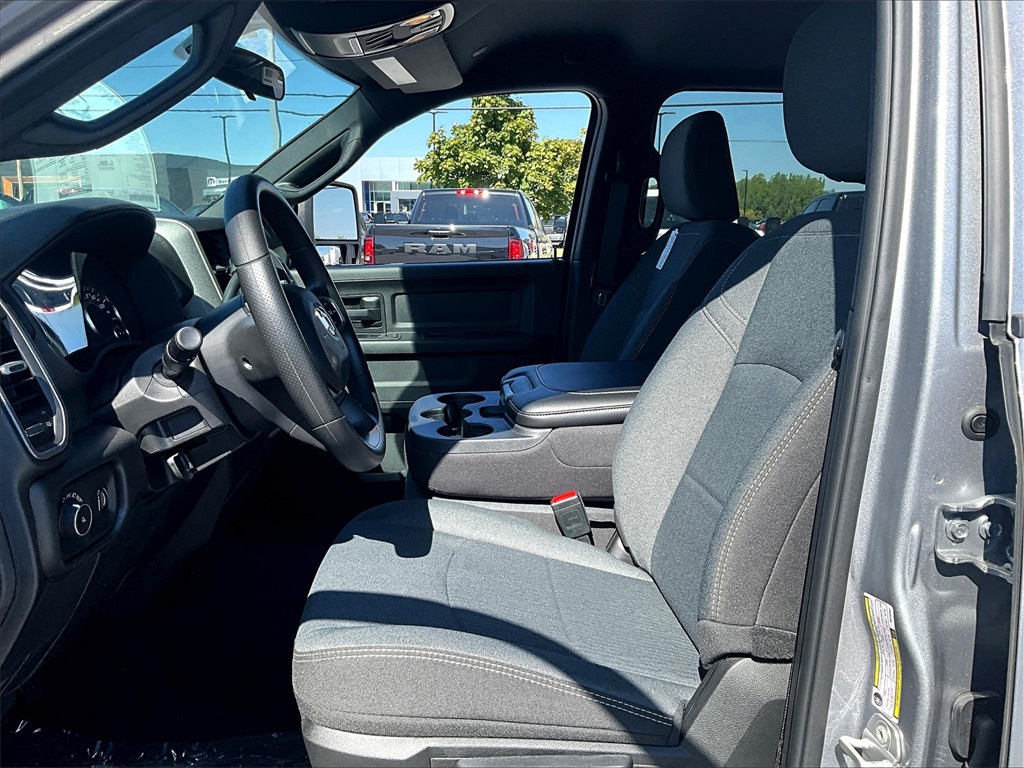 2024 Ram 2500 Tradesman - Photo 11