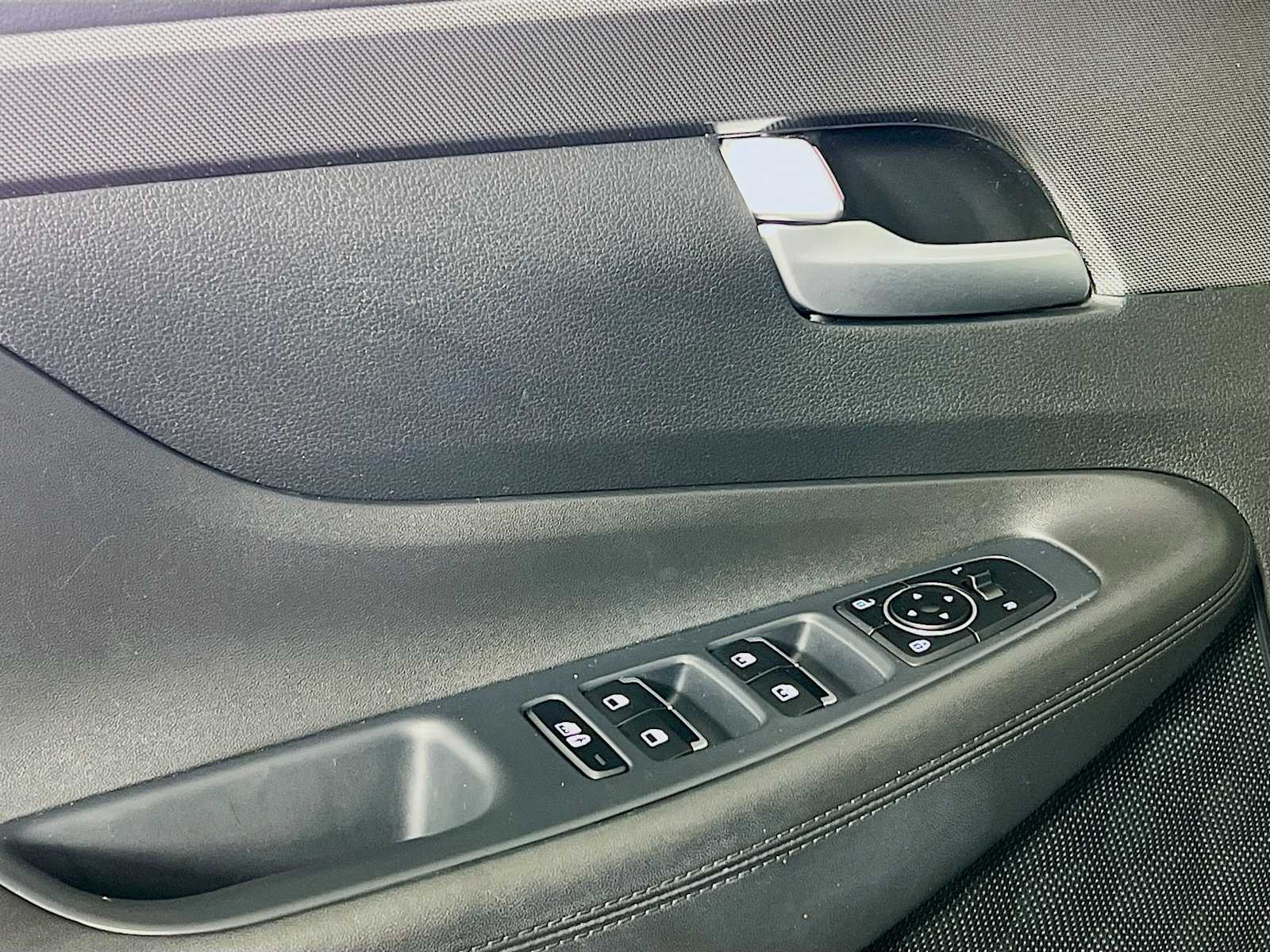 2022 Hyundai Santa Fe XRT - Photo 17
