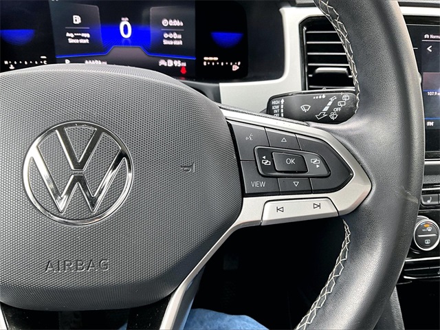 2022 Volkswagen Atlas 3.6L V6 SE w/Technology - Photo 25