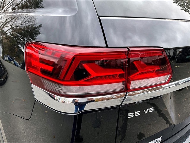 2022 Volkswagen Atlas 3.6L V6 SE w/Technology - Photo 33