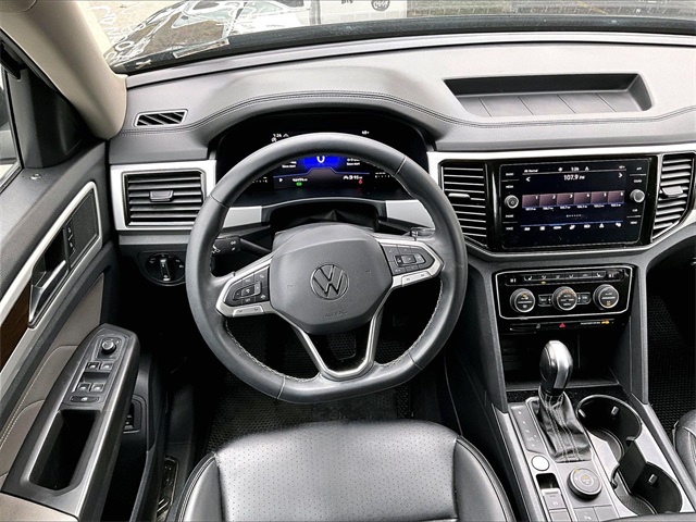 2022 Volkswagen Atlas 3.6L V6 SE w/Technology - Photo 5