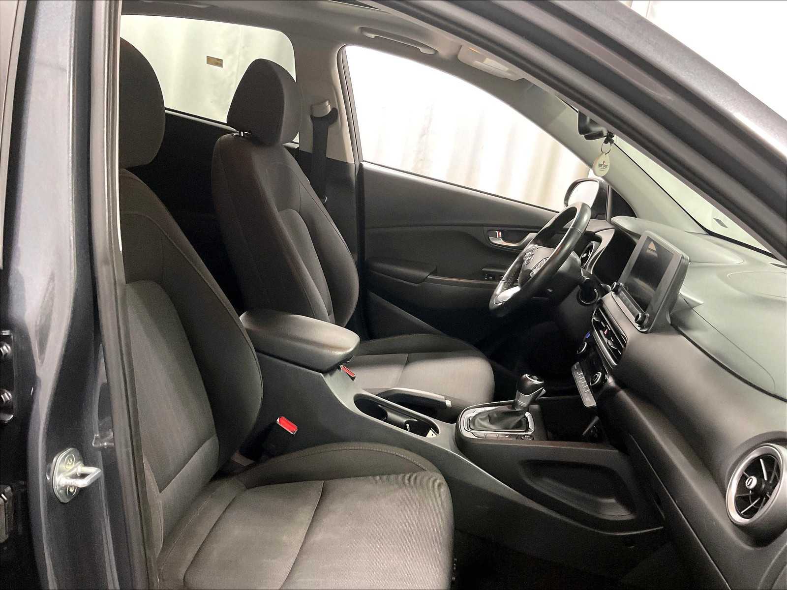2022 Hyundai Kona SEL - Photo 11
