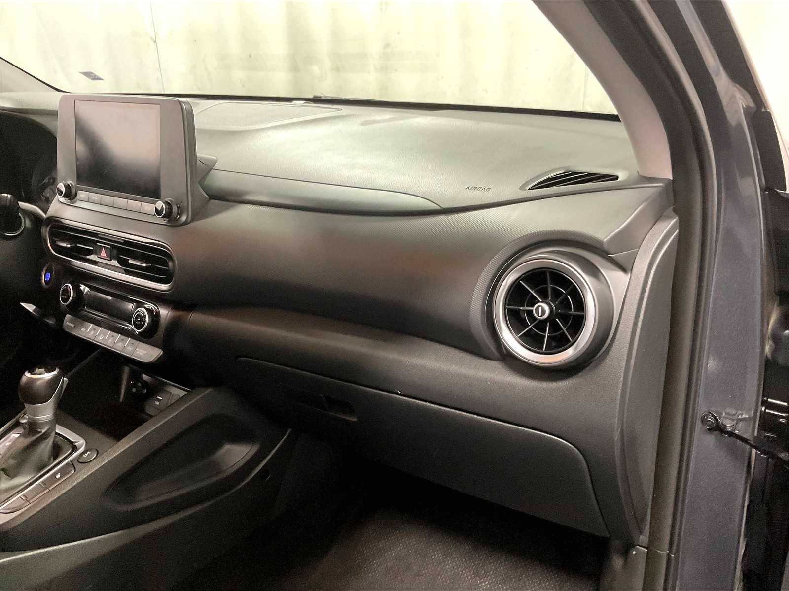 2022 Hyundai Kona SEL - Photo 13
