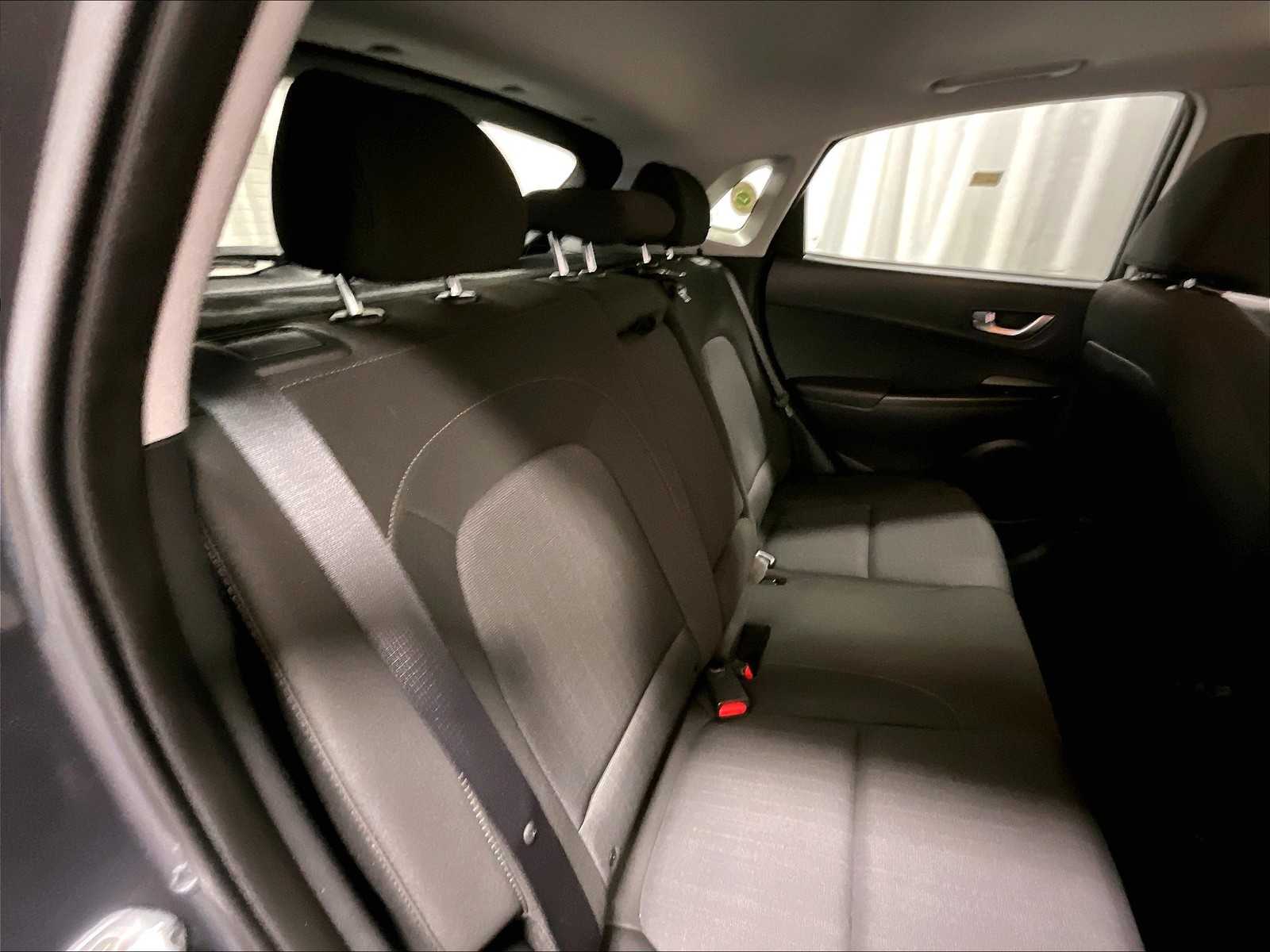2022 Hyundai Kona SEL - Photo 16
