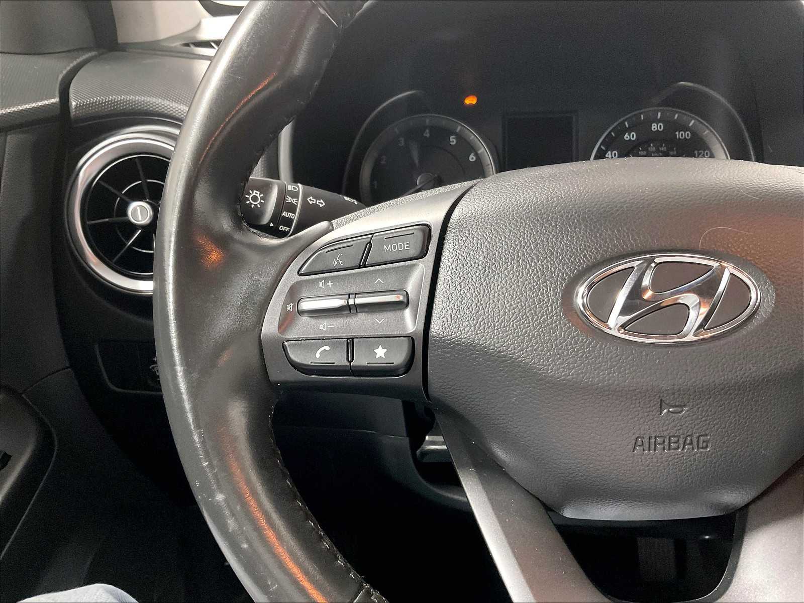 2022 Hyundai Kona SEL - Photo 23