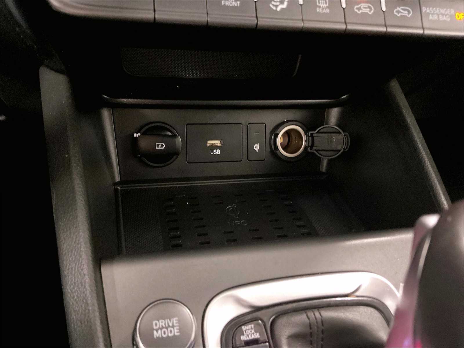 2022 Hyundai Kona SEL - Photo 27